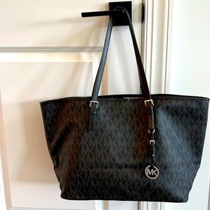 Michael Kors logo tote